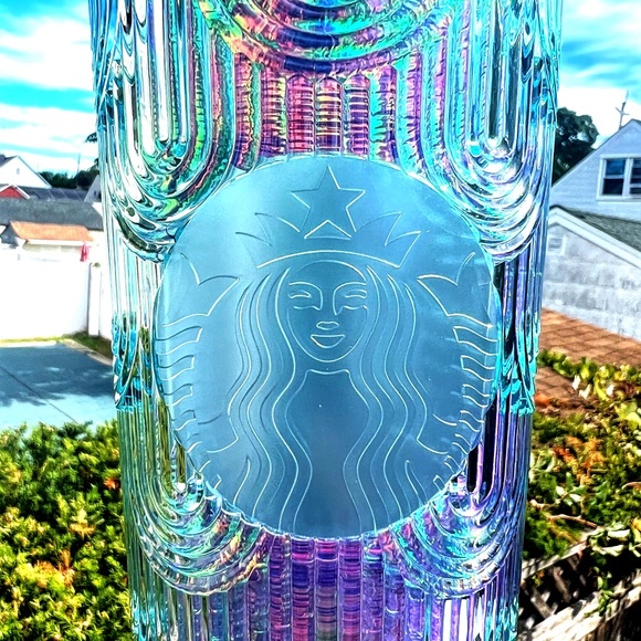 ⭐️Brand New⭐️ 24oz Starbucks Mermaid scales Iridescent Tumbler!!! - Picture 3 of 5